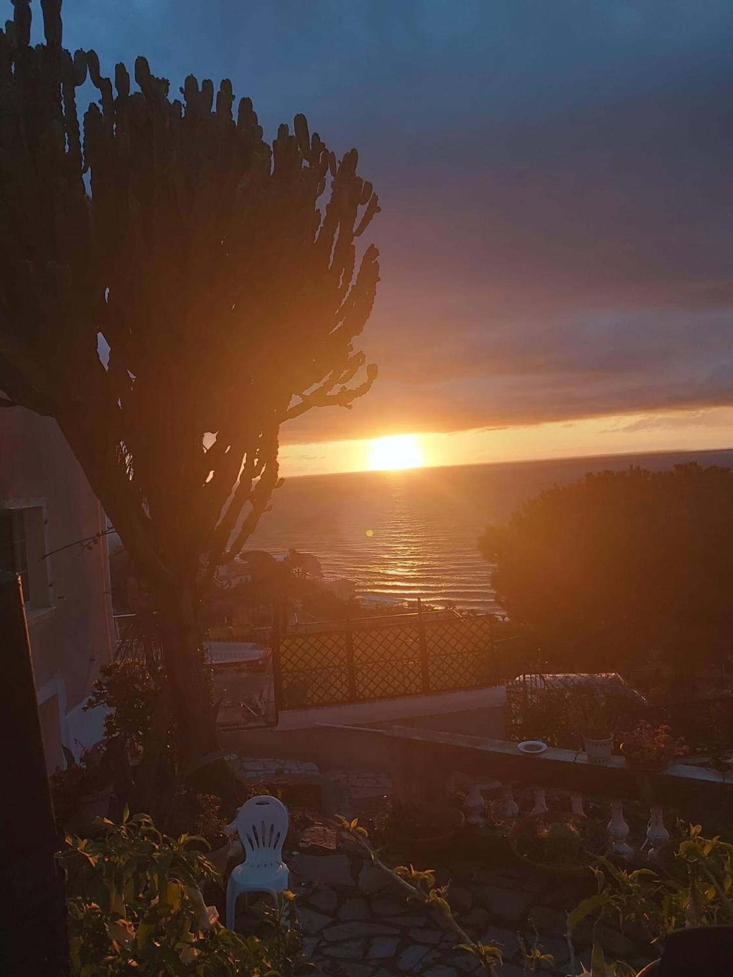 Il Giardino Del Mare Leilighet Ventimiglia Eksteriør bilde