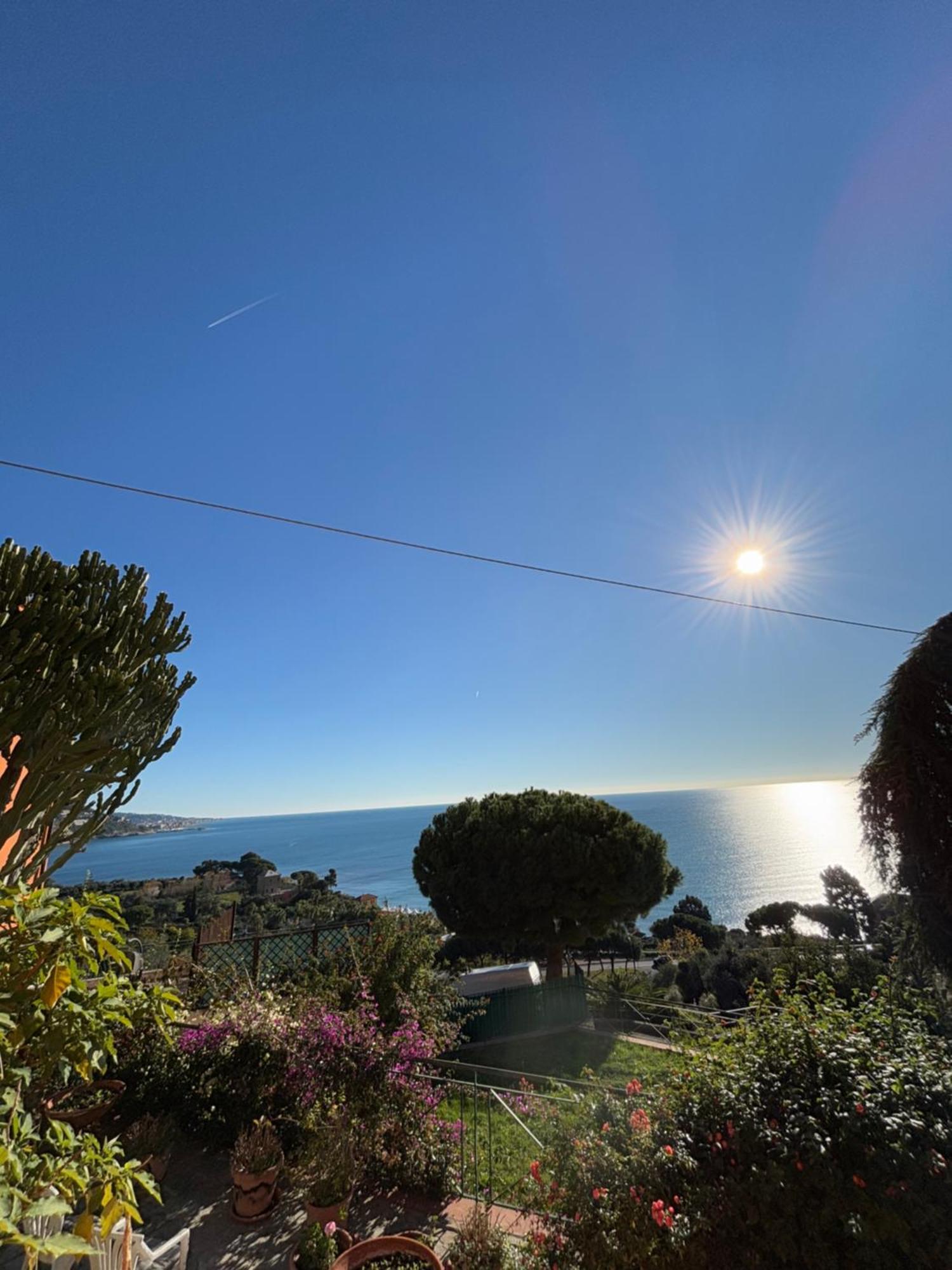 Il Giardino Del Mare Leilighet Ventimiglia Eksteriør bilde