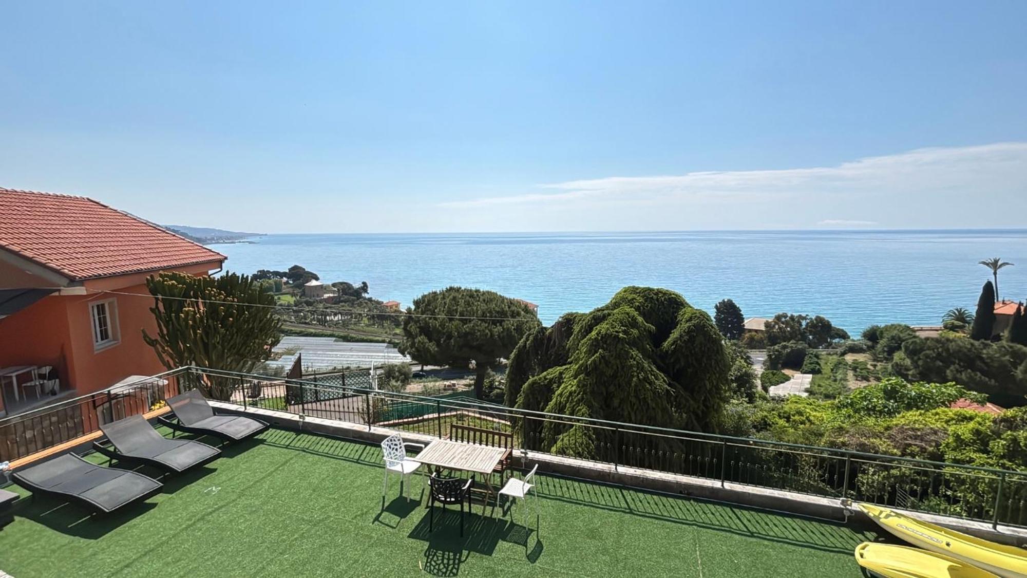 Il Giardino Del Mare Leilighet Ventimiglia Eksteriør bilde